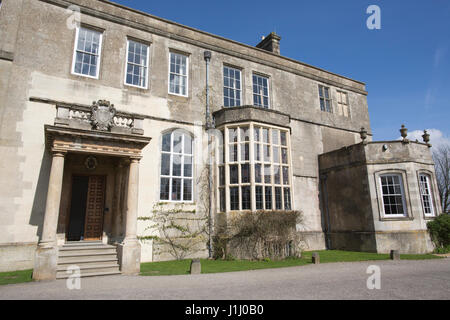 Elmore Gericht Herrenhaus in Gloucestershire, im Besitz von Anselm Deckmantel nach erben die 750 Jahre alte Eigenschaft von seinem Onkel im Jahr 2007. Stockfoto