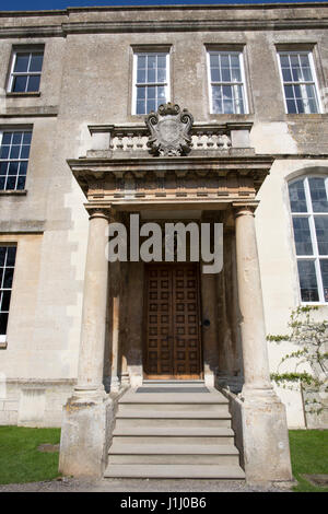 Elmore Gericht Herrenhaus in Gloucestershire, im Besitz von Anselm Deckmantel nach erben die 750 Jahre alte Eigenschaft von seinem Onkel im Jahr 2007. Stockfoto