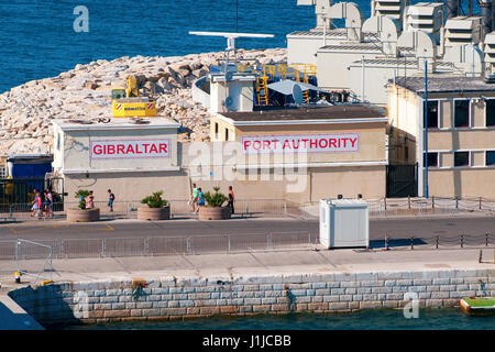 Willkommen Sie bei Gibraltar, Gibraltar Port Authority und Dock, Passagier Hafeneinfahrt und nur Weg in die Stadt per Schiff oder Boot andocken Stockfoto