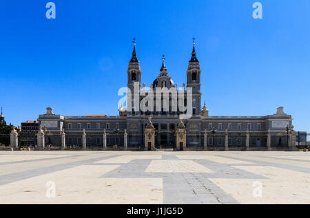 Kathedrale von Madrid Stockfoto