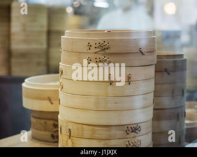 Dim-Sum-Bambus-Korb-Container in chinesische Küche Stockfoto