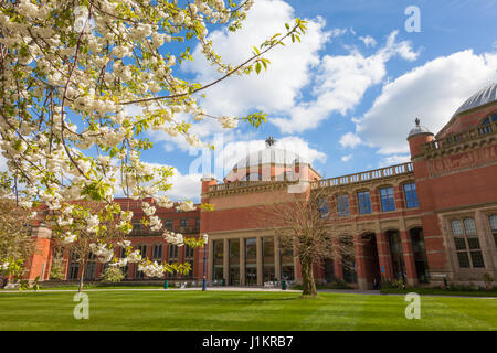 Vista nach Ansicht des Gerichts des Kanzlers, University of Birmingham, UK Stockfoto