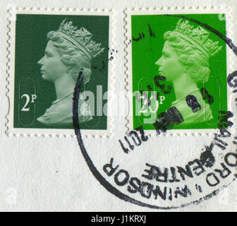 GOMEL, WEIßRUSSLAND, 20. APRIL 2017. Briefmarke gedruckt in Großbritannien zeigt, dass Bild von The Elizabeth II, Königin von Großbritannien, Kanada, Australien und New wurde Stockfoto