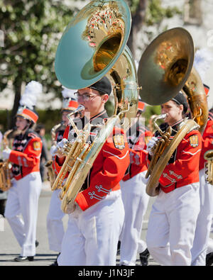 High School marching band Sousaphon Spieler - USA Stockfoto