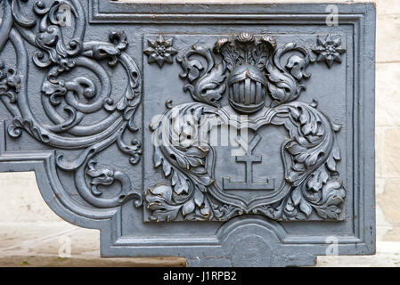 Details zu den Wagen der französischen Geschütze aus der Sammlung der Artillerie des XVI.-XIX. Jh. in der Nähe der Bui Stockfoto