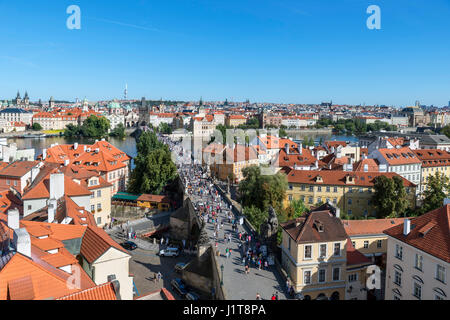 Prag. Blick auf die Altstadt von der Karlsbrücke, Prag, Tschechische Republik Stockfoto