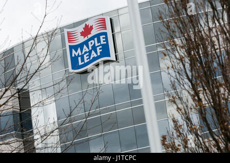 Ein Logo-Zeichen außerhalb einer Einrichtung von Maple Leaf Foods Inc. in Mississauga, Ontario, Kanada, am 16. April 2017 besetzt Stockfoto