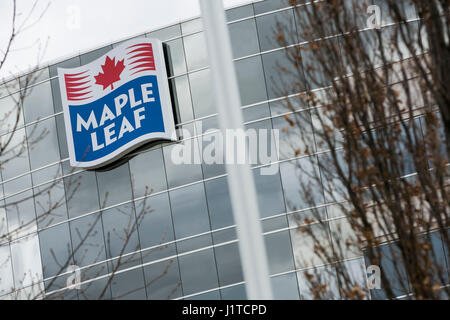 Ein Logo-Zeichen außerhalb einer Einrichtung von Maple Leaf Foods Inc. in Mississauga, Ontario, Kanada, am 16. April 2017 besetzt Stockfoto