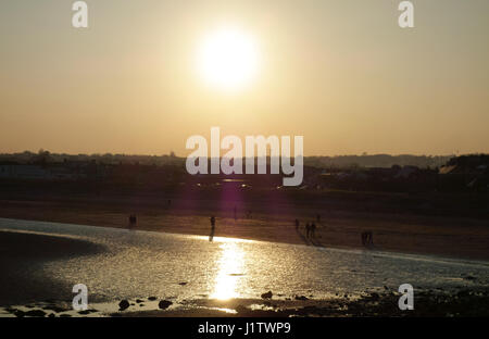 Schöne Aussicht auf den Strand in Skerries Village, Irland Stockfoto