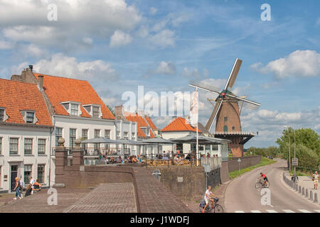 Sommer in mittelalterlichen holländischen Dorf Wijk Bij Duurstede Stockfoto