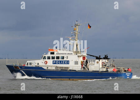 Küste Patrouillenboot BURGERMEISTER BRAUER der Polizei Hamburg an der Elbe. Stockfoto