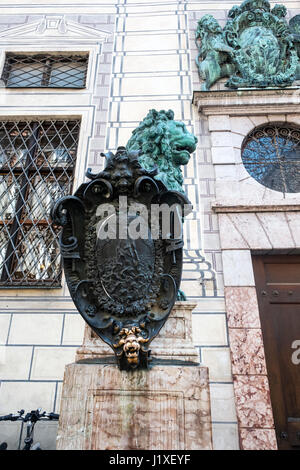 München, Bayern, Deutschland. - 28. März 2017. Detail der Statue in der staatlichen Münzsammlung (Nationales Museum von Münzen) Stockfoto