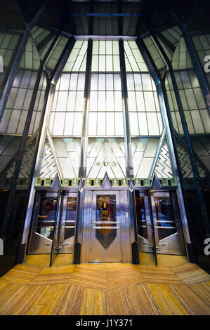 Chrysler Building Eingang - ein Meisterwerk des Art-Deco-Architektur, New York Stockfoto