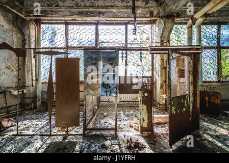 Innere des verlassenen Jupiter-Fabrik in Pripyat Geisterstadt Tschernobyl Nuclear Power Plant Zone der Entfremdung in der Ukraine Stockfoto