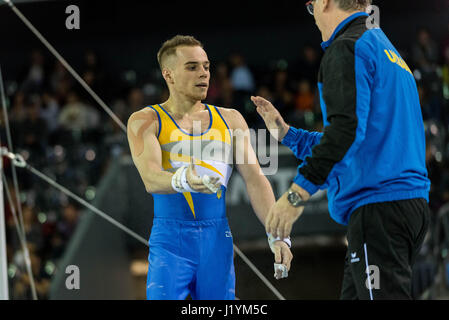 Cluj-Napoca, Rumänien. 21. April 2017. Oleg Vernjajev nach der Durchführung an der Bar bei der UEG-Europameisterschaft 2017 in Cluj-Napoca, Rumänien, 21. April 2017. Foto: Catalin Soare/Dpa/Alamy Live News Stockfoto