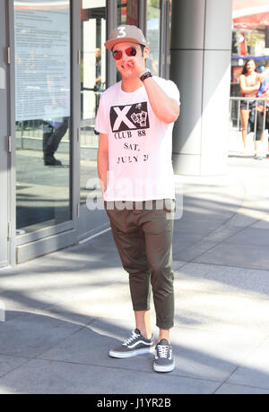 Los Angeles, Ca, USA. 22. April 2017. Zac Efron, beim "Baywatch" SlowMo-Marathon am Microsoft-Platz In Kalifornien am 22. April 2017. Bildnachweis: Fs/Medien Punch/Alamy Live-Nachrichten Stockfoto