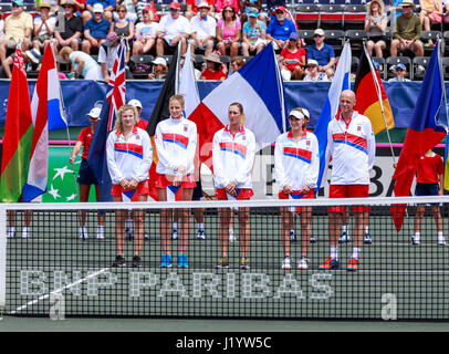 22. April 2017 - Wesley Chapel, Florida, USA-The-Tschechische Republik-Team während der Eröffnungsfeier des Fed Cup World Group Halbfinales zwischen der Tschechischen Republik und den Vereinigten Staaten im Saddlebrook Resort. Del Mecum/CSM Stockfoto