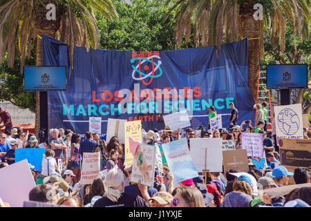 Los Angeles, USA. 22. April 2017. Sonderveranstaltung - Marsch für Wissenschaft LA am 22. April 2017 in Los Angeles, Kalifornien-Credit: Chon Kit Leong/Alamy Live News Stockfoto