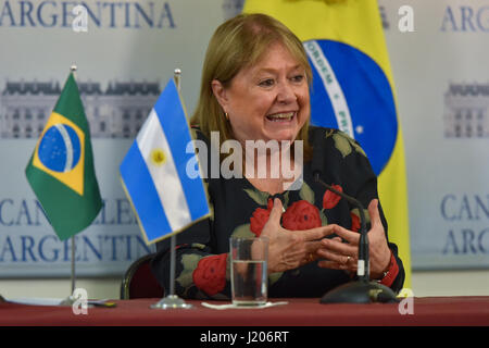 Buenos Aires, Argentinien - 14. Januar 2016: Argentinische Außenminister Susana Malcorra während einer Pressekonferenz nach dem Treffen mit Außenminister Brasiliens M Stockfoto