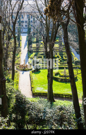 VERONA, Italien - 27. März 2017 - oben Blick auf Giusti Garten in Verona Stadt im Frühjahr. Giusti Garten ist der italienische Renaissancegarten, es war pl Stockfoto