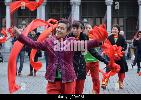 Organisiert durch die chinesische Botschaft in Belgien und Brüssel Gemeindeverwaltung Feier des chinesischen neuen Jahres 2016 Stockfoto