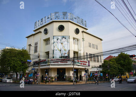 Einer der frühesten Bangkoks Kinos, Sala Chalermkrung, Bangkok, Thailand Stockfoto