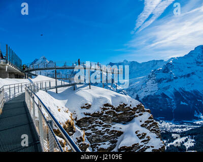 Schweiz, Kanton Bern, Berner Oberland, Interlaken-Oberhasli, First, Grindelwald, Blick Vom First Cliff Walk Auf Höhle Eiger Stockfoto