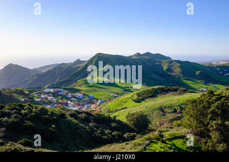 Dorf Jardina Bei San Cristobal De La Laguna, Ausblick Vom Mirador de Jardina, Anaga-Gebirge, Teneriffa, Kanarische Inseln, Spanien Stockfoto