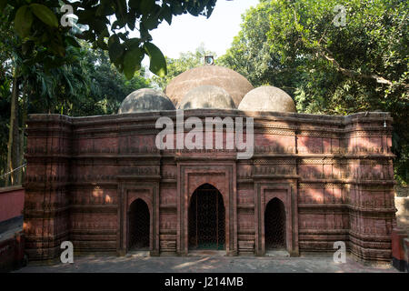 Ghorar Moschee in Baro Bazar in Jhenaidah, Bangladesch. Stockfoto