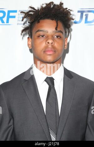 Beverly Hills, CA, USA. Januar 2017. 22. April 2017 - Beverly Hills, Kalifornien - Max Harris. JDRF LA Chapter's Imagine Gala im Beverly Hilton Hotel. Foto: AdMedia Credit: AdMedia/Alamy Live News Stockfoto