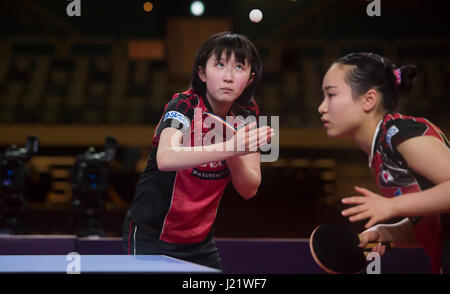 Incheon, Südkorea. 23. April 2017. Hina Hayata und Mima Ito (JPN)-Tischtennis: Hina Hayata (C) und Mima Ito von Japan in Aktion während der 2017 ITTF World Tour Korea Open Tischtennis, Damen Doppel Finale in Incheon, Südkorea. Bildnachweis: Lee Jae-Won/AFLO/Alamy Live-Nachrichten Stockfoto