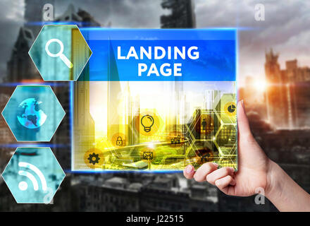 Technik, Internet, Wirtschaft und Marketing. Junge Geschäftsfrau Wort schreiben: Startseite Stockfoto