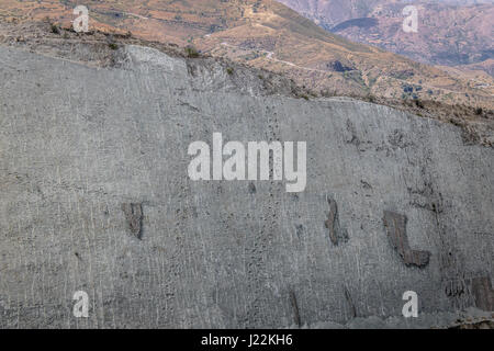 Dinosaurier-Spuren auf Cal Orcko Wall - Sucre, Bolivien Stockfoto