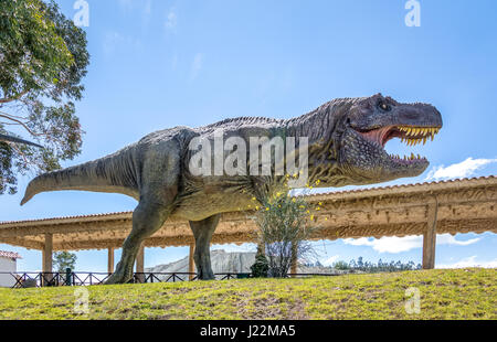Dinosauriermodell in Kreidezeit Park von Cal Orcko - Sucre, Bolivien Stockfoto