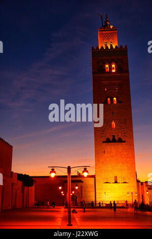 Das Minarett der Koutoubia-Moschee in Marrakesch, Morocco.Built im 12. Jahrhundert, ist dies die größte Moschee in Marrakesch, Marokko. Ihr Minarett ist Stockfoto