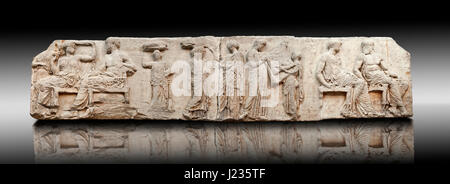 Releif Marmorskulpturen aus dem Osten Fries rund um den Parthenon Block V 28 bis 37. Aus dem Parthenon von der Akropolis in Athen. Eine britische Museum-Exh Stockfoto