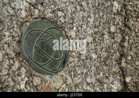Symbol in Marko Pogačnik "Solar Plexus Europas"-Installation. Ort wo InMusic Festival statt. Stockfoto