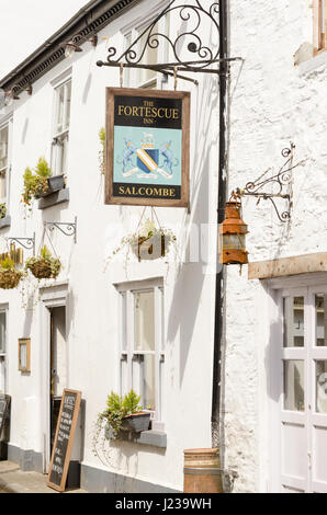 Der Fortescue Inn Pub in den Segeln Stadt Salcombe in Devon Stockfoto