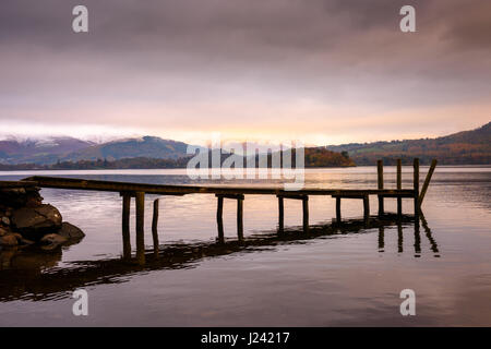 Anlegestelle in Victoria Bay am Derwent Water im Lake District National Park, Cumbria, England. Stockfoto