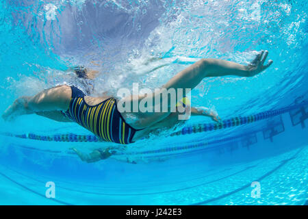 Orange Schüssel schwimmen Classic Stockfoto