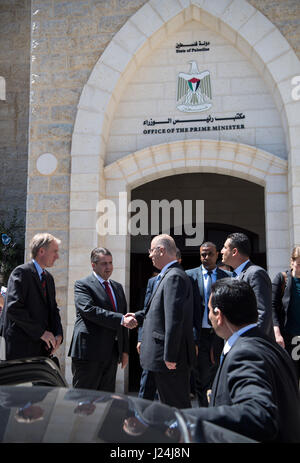 Ramallah, Palästina. 25. April 2017. Bundesminister für auswärtige