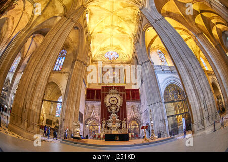 Innere des Sevilla einzelartigen und La Giralda, UNESCO-Weltkulturerbe, Sevilla, Andalusien, Spanien, Europa Stockfoto