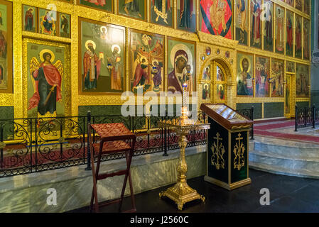 Die Ikonostase in der Kathedrale der Verkündigung in den Kreml von Kazan, Russland Stockfoto