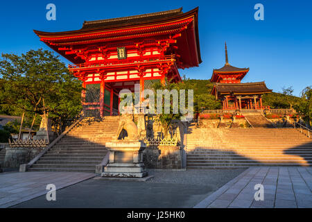 Otowa-San-Kiyomizu-Dera-Tempel am Abend, Kyoto, Japan Stockfoto