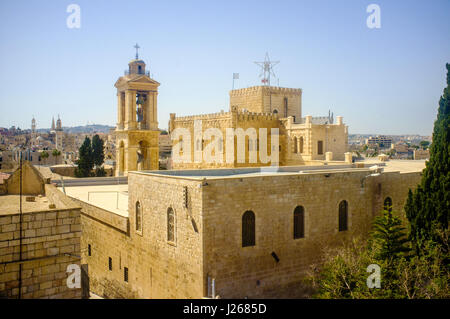 Antike Stadt wie aus den Mauern gesehen. Jerusalem, Israel. Stockfoto