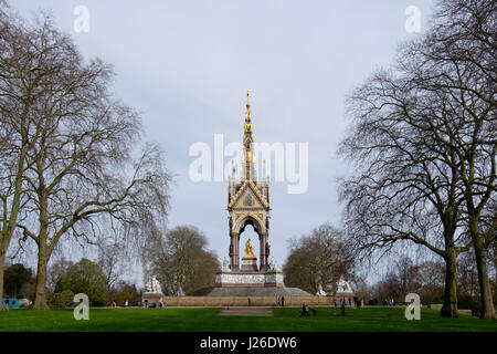 Das Albert Memorial in Kensington Gardens, London, England, UK, Europa Stockfoto