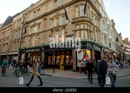 Debenhams Geschäft in Oxford, Oxfordshire, England, Vereinigtes Königreich Stockfoto