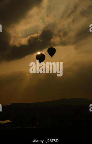 September 2014, Warstein, Deutschland, Heißluftballons in den Himmel Stockfoto