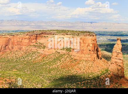 Die Rock-Formation-Unabhängigkeits-Denkmal und Monument Canyon als Teil der Colorado National Monument. Auf der Rückseite der Buch-Klippen. Stockfoto