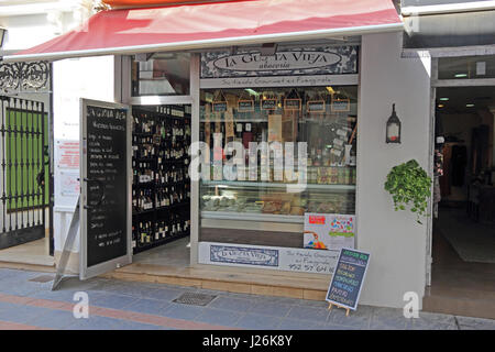 La Gusta Vieja, Abaceria Gourmet-Feinkost Shop, Fuengirola, Spanien Stockfoto